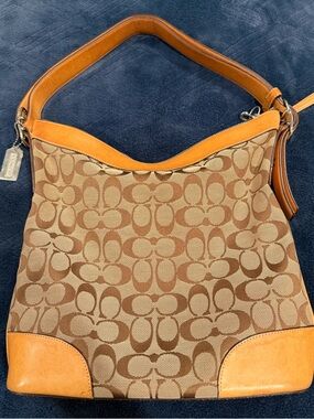 Coach Signature Canvas Hobo Shoulder Bag Tan Brown Leather Zip Top Vintage
